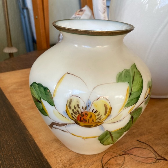 Hand Painted Glass Vase - Picture 8 of 8